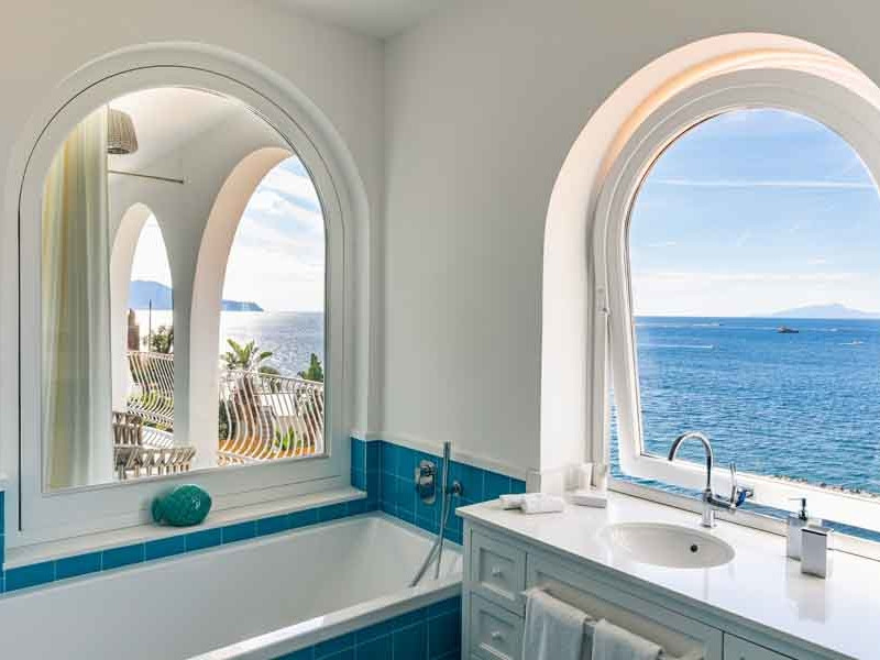 SORRENTO LUXURY S.R.L