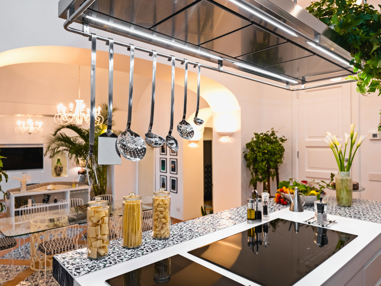 SORRENTO LUXURY S.R.L