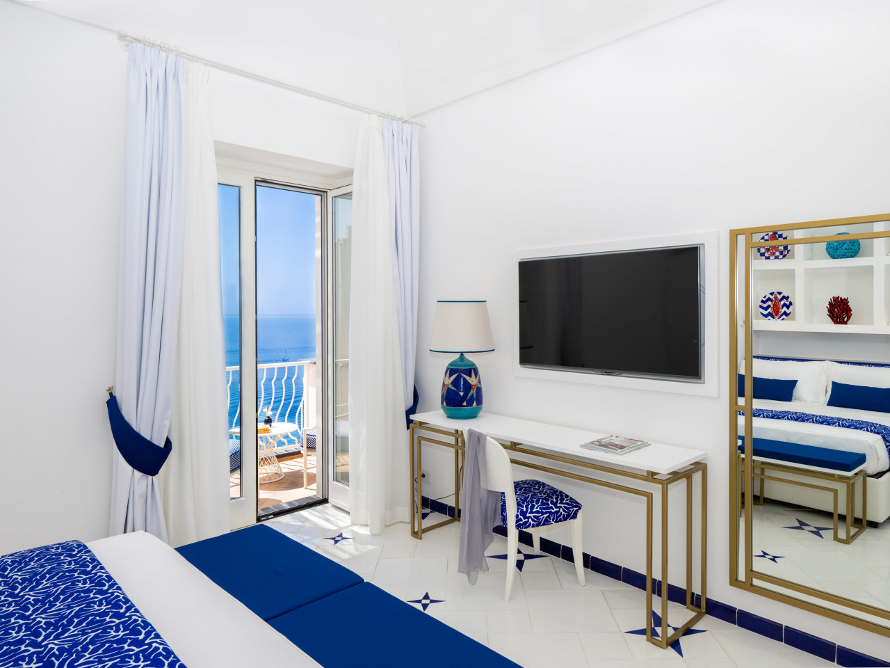 SORRENTO LUXURY S.R.L