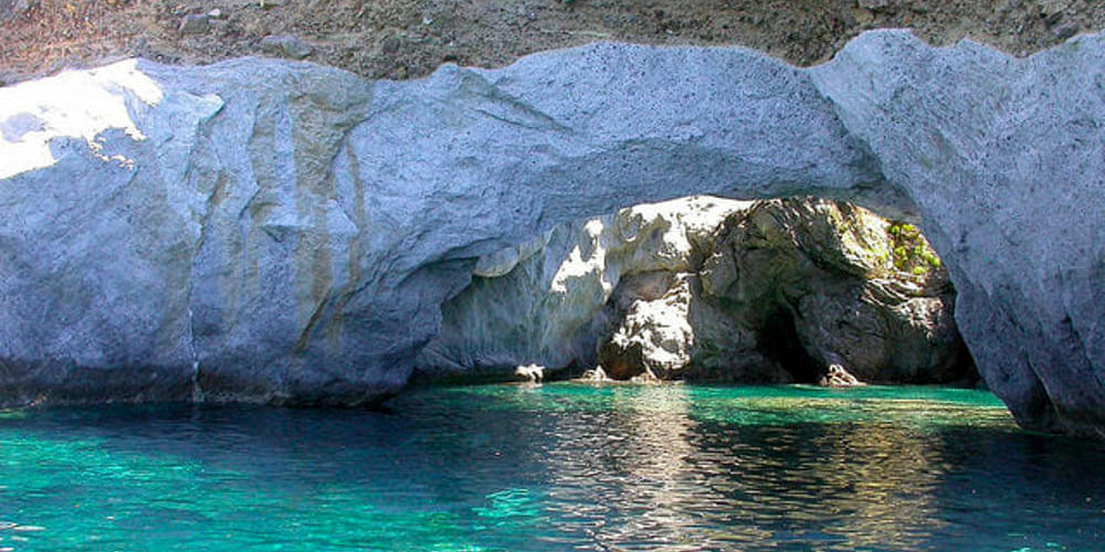 Escursioni in barca a Ponza e Palmarola