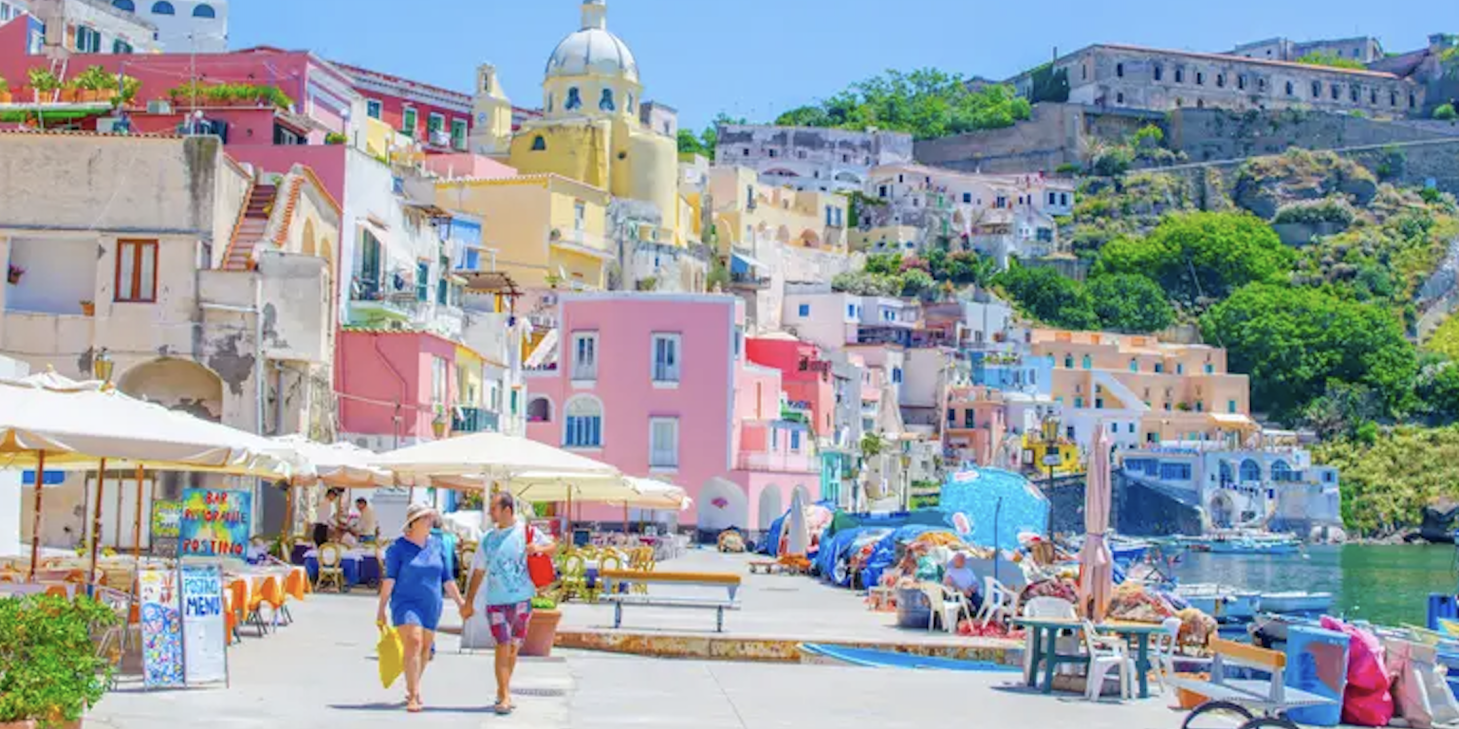 Exclusive boat excursion Procida
