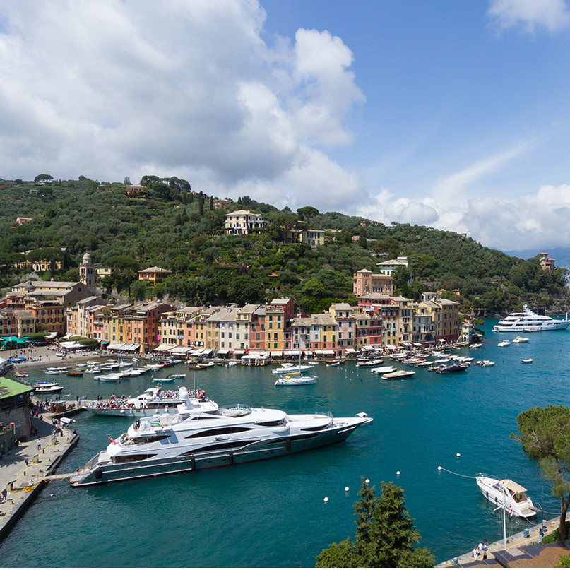 SORRENTO LUXURY S.R.L