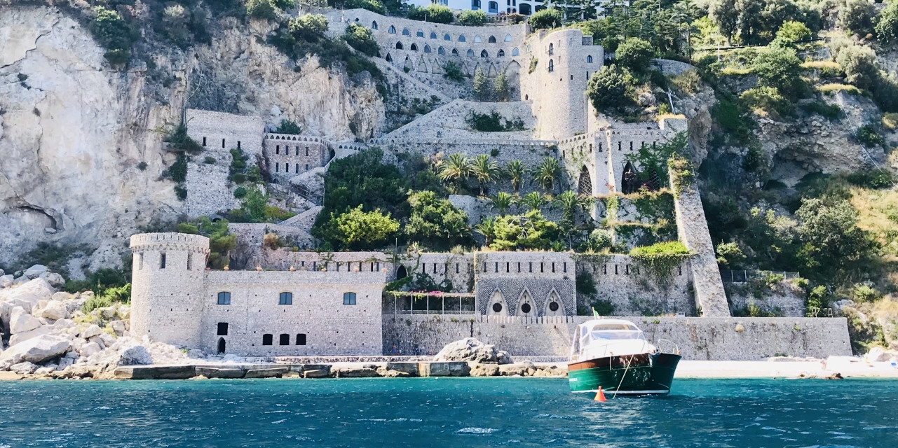 SORRENTO LUXURY S.R.L