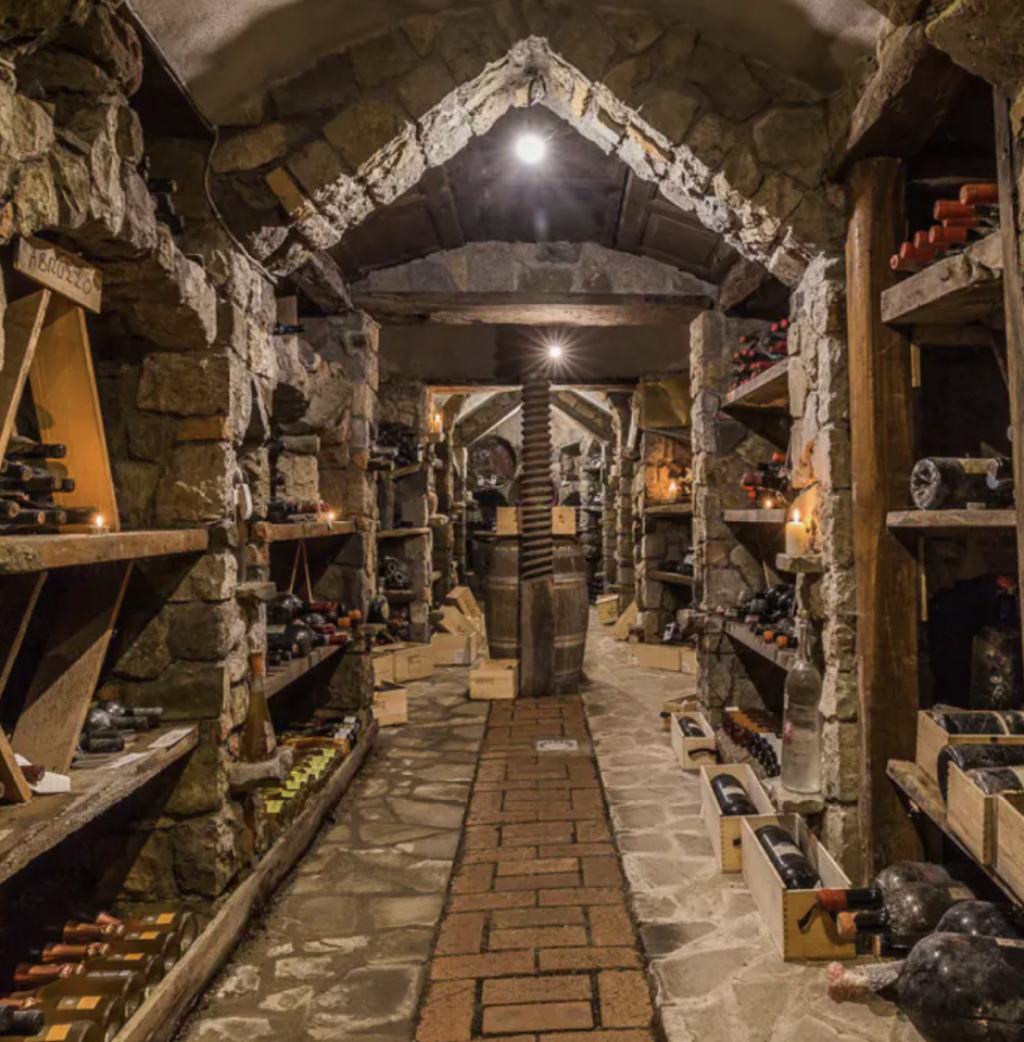 SORRENTO LUXURY S.R.L