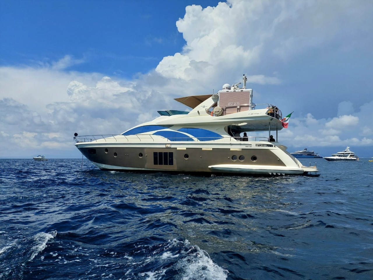 Azimut 78